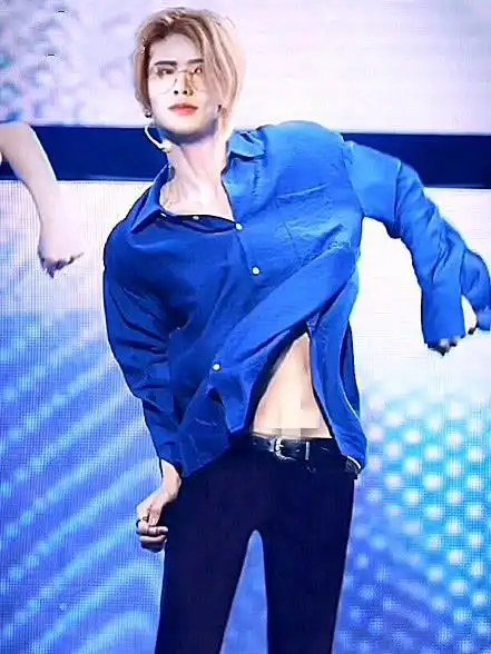 蔡徐坤的脸朱正延的腹肌黄明昊的头发合起来后原来是他