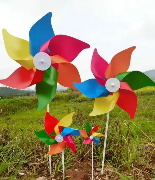 pvc六彩风车六叶彩色风车儿童玩具 室内布置广告 幼儿园装饰21cm