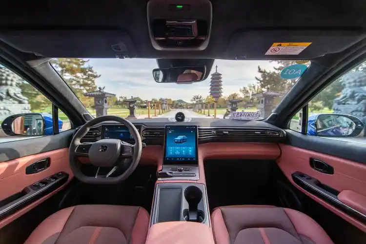 试驾蔚来ec6一键实现自动驾驶没逃过真香定律