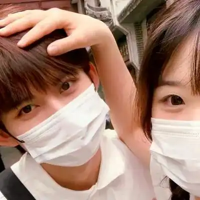 真人情头双人一对两张60组_情侣头像_头像屋