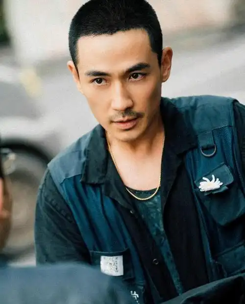 寸头才是检验颜值的标准!来看这8位的寸头造型,颜值高下立见