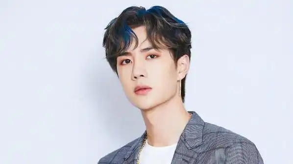 2023全球百张最帅面孔,中国仅六人上榜,第一名是一个"和尚"?