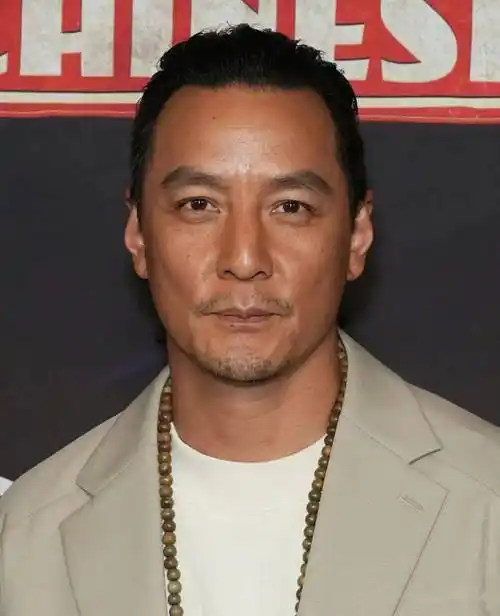 吴彦祖,你这身材48岁?收手吧阿祖!_肌肉_网友_状态