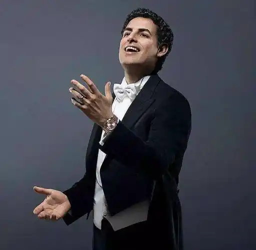 美声|男高音弗洛雷兹演唱多尼采蒂《我要建一座王宫》