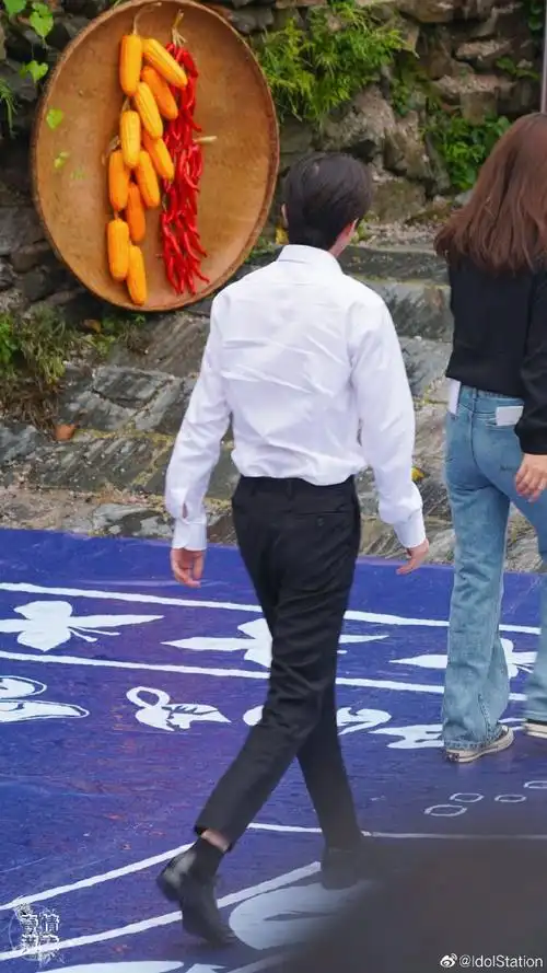 脚踝能鲨人的明星