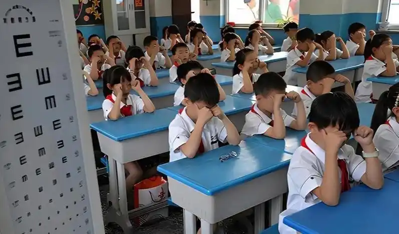 预防儿童近视不能靠神药