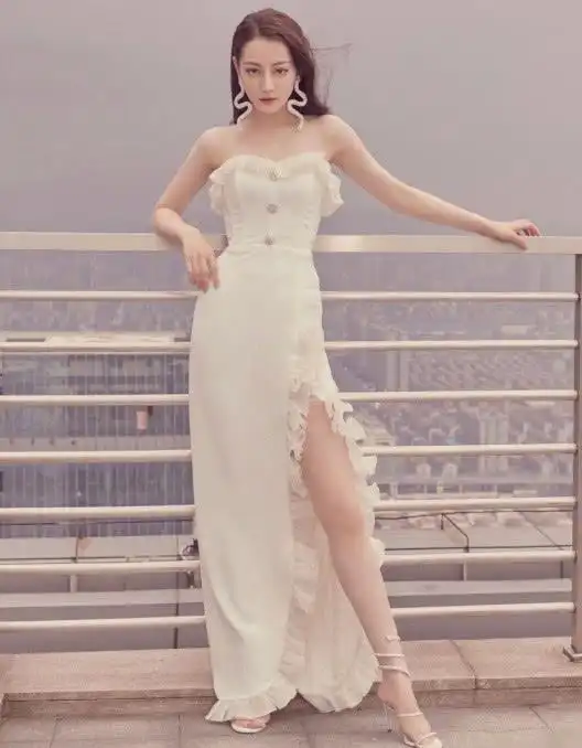 热巴的脚有多细