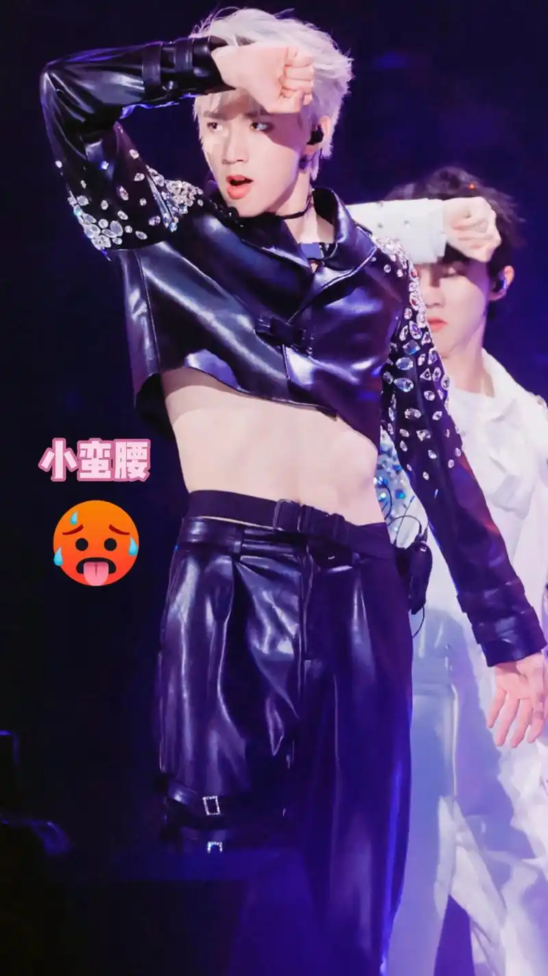 这腰还不钓到你.好辣好喜欢#刘耀文 #a爆了 #神图#这谁顶 - 抖音