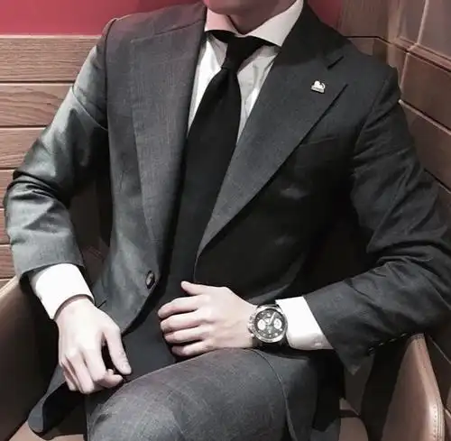 气质西装头像西装男头像高清图片大全