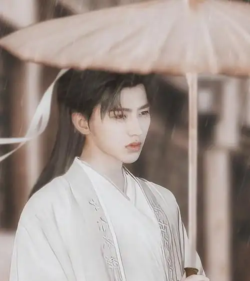 蔡徐坤古装亮相,被捧出演天官赐福,可朱颜曾否认过他的脸