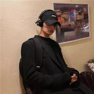 很流行有质感的氛围男头合集 真人气质高端帅气男头_男生头像_美头网