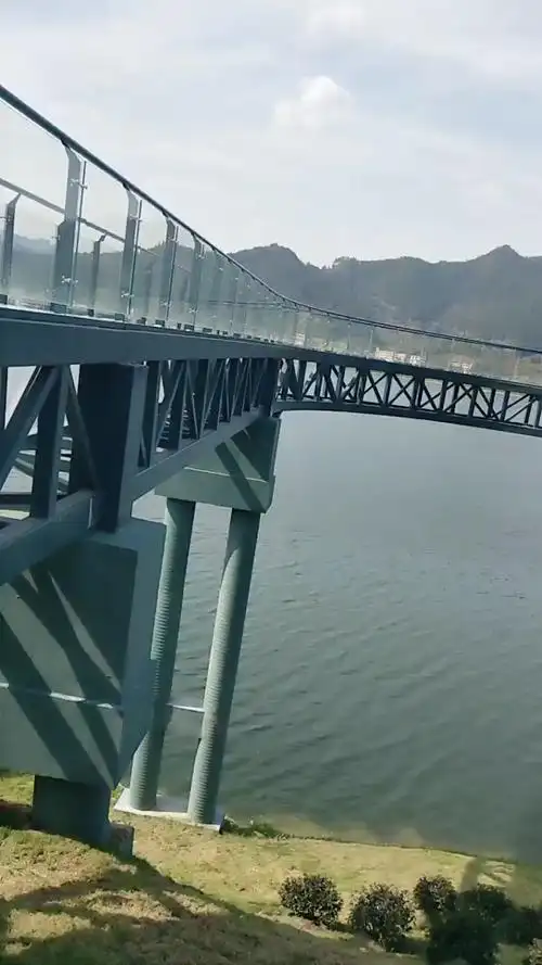 杭州千岛湖玻璃桥