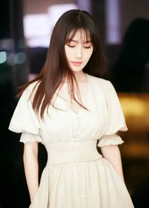 娱乐圈感情揭秘:叶珂和杨颖的情感传奇_黄晓明_李菲儿_因为