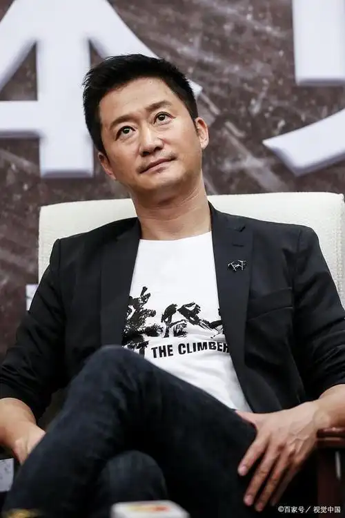 吴京:爱国之心不容诋毁