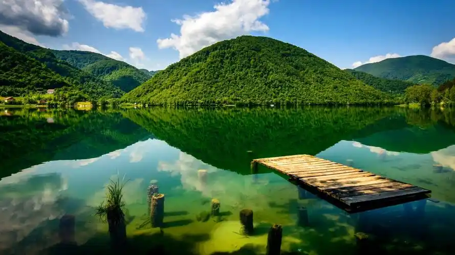 大自然清新好看的绿色护眼主题电脑桌面壁纸下载第一辑