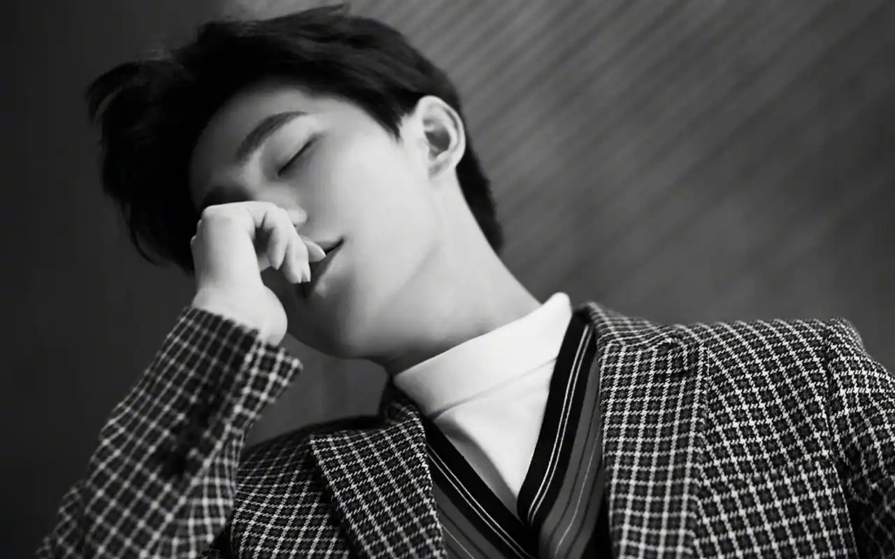 杨洋儒雅绅士写真图片桌面壁纸