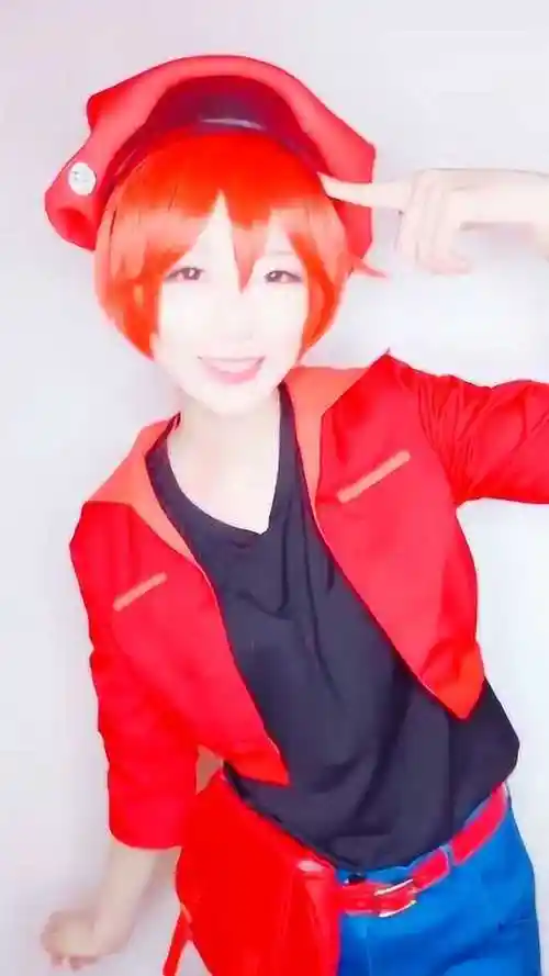 这可能是我见过颜值最高的,红细胞cosplay小姐姐,你们觉得呢?
