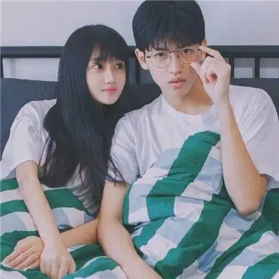 最新小清新一对暧昧00后情头头像,情侣头像图片-回车桌面