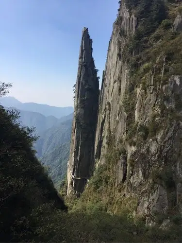 游遍羊狮慕,玩转明月山