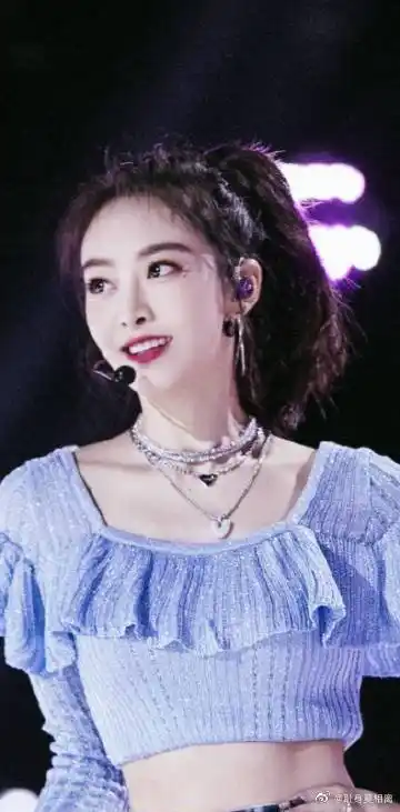 创造营2020##宋茜 高马尾# 请各位pick我们. 来自耻身莫相离 - 微博