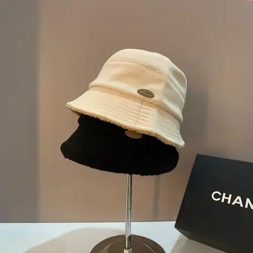 日本rx冬天麂皮绒渔夫帽日系纯色百搭盆帽显脸小可折叠遮阳保暖帽