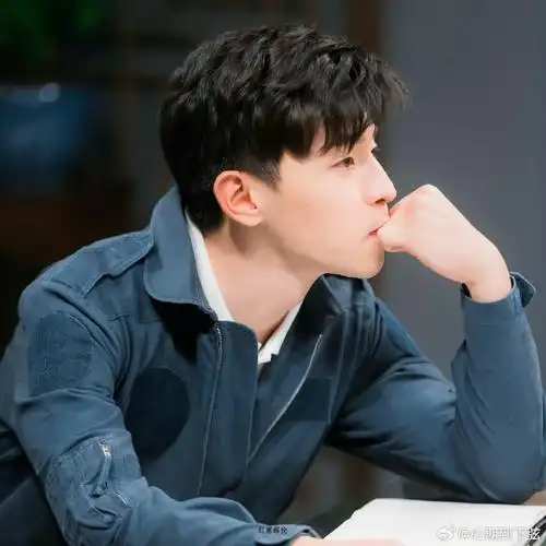 邓伦##邓伦粉丝##邓伦现状#邓伦大侦探,聪明可爱,机智有梗,还特别