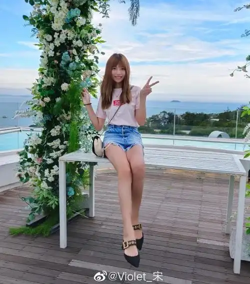 iqoo产品经理宋紫薇是什么大学毕业的 她为什么叫宋大腿