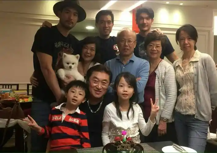 曝高以翔父亲离世,儿子离世刚满4周年,最后露面曝光_爸爸_网友_合作