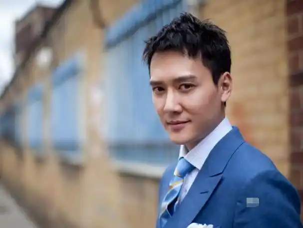 离婚3年再看人气下滑的冯绍峰才明白他的清醒之处