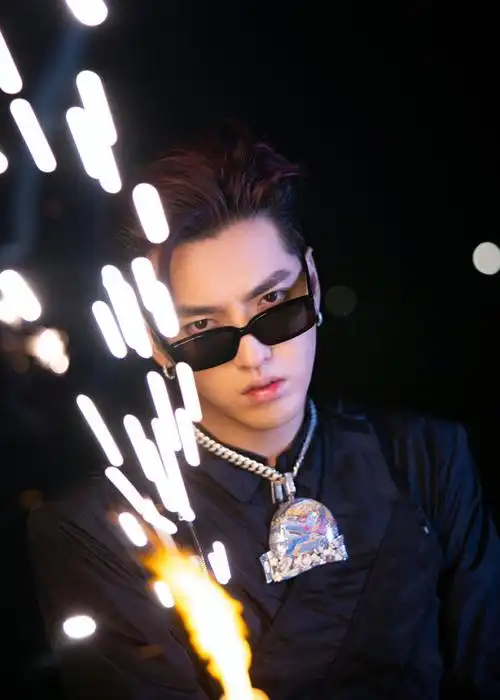 2021我们继续陪伴你吴亦凡