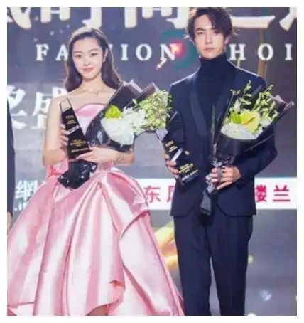 王一博宋轶《风起洛阳》剧照曝光,看两人昔日同框照,cp感爆棚