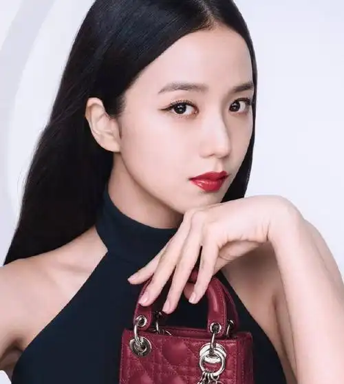 kimjisoo超话#金智秀迪奥全球品牌大使#230301 jisoo x dior beauty