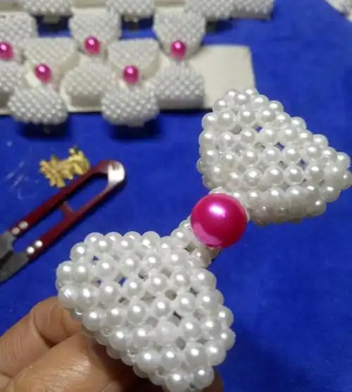 串珠发夹加工最适合农村人在家做的手工活