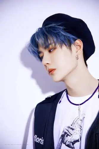 王一博就是相当适合染发的人吧