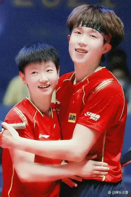 王楚钦社交平台高调回应孙颖莎,莎头恋终于摊牌了!