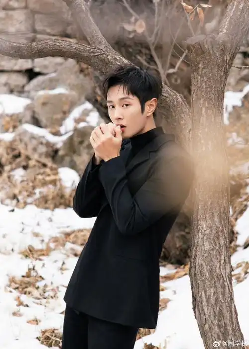 李汶翰 乐华娱乐