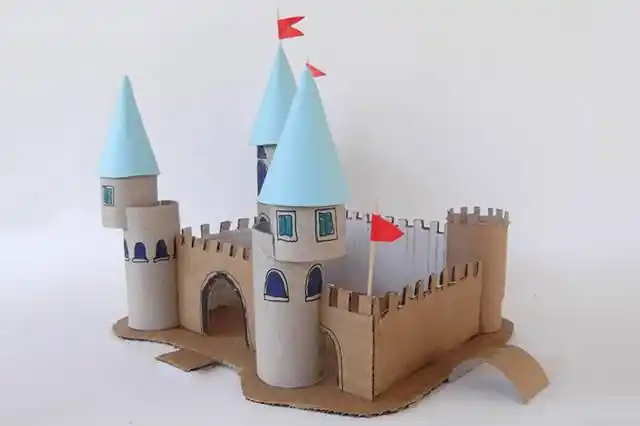 纸箱子废物利用手工制作儿童最喜欢的童话城堡步骤图解