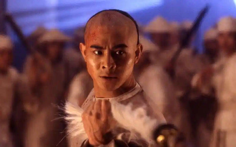 永远的经典黄飞鸿,李连杰不愧是功夫皇帝,动作太帅了