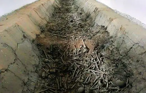 万人坑变高楼 盘点国内七大"万人坑"遗址