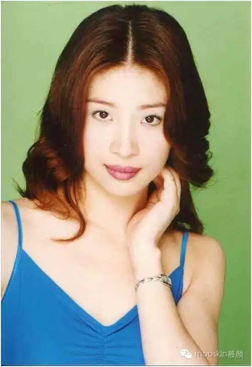 香港亚视实力派演员,曾参演数十部影视剧,亚洲小姐王薇力荐mooskin