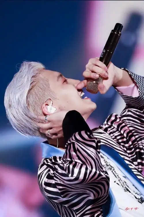 朴灿烈##朴灿烈拼接壁纸