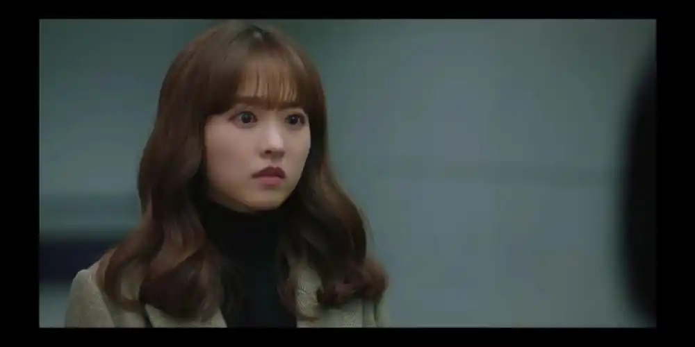 韩剧《某天灭亡走进我家门》真的好看啊啊啊,女主朴宝英大眼睛真的太