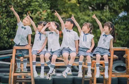 幼儿园毕业照人生的第一次仪式感