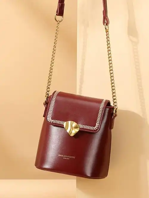 香港2020网红小ck新款链条单肩水桶包小包包女2019时尚斜跨女包潮