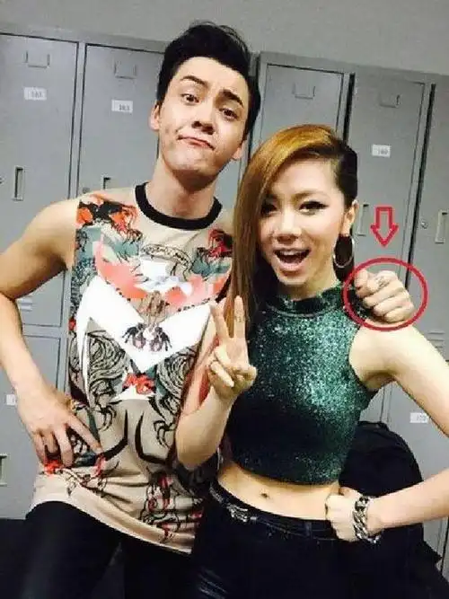 陈伟霆和邓紫棋. 图片来源网络