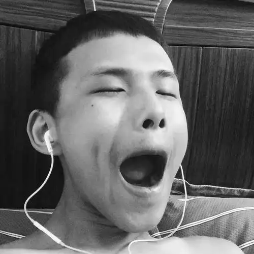 男头 搞怪男神 里里小公举 by: 弟弟书俊