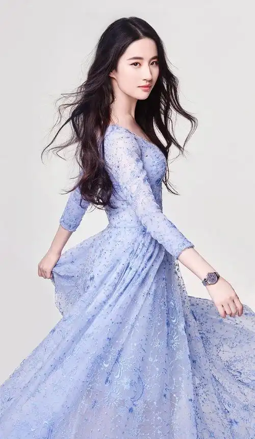 阿然"从暮色轻摇转采于2021-06-17 12:08:18刘亦菲素材集阿然"该采集