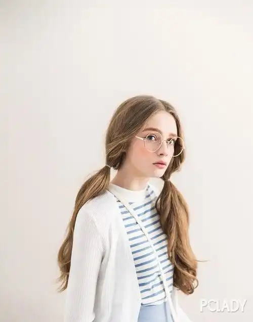 金丝边眼镜复古时髦 今夏最潮非它莫属!