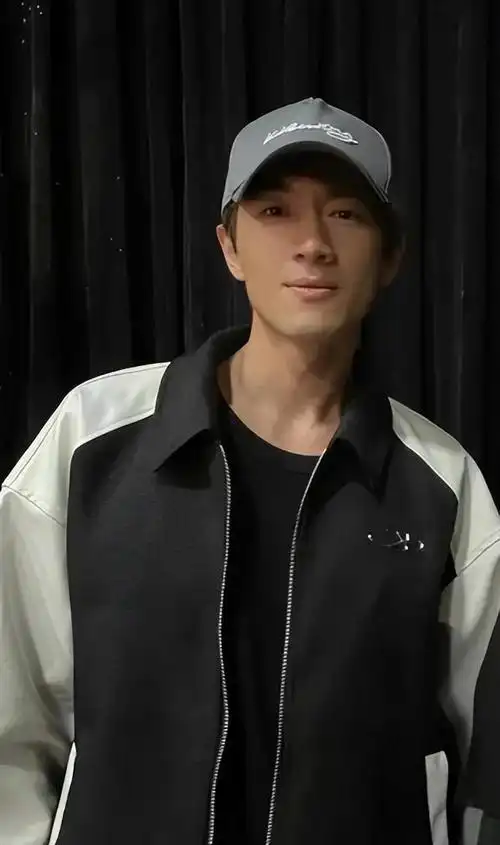 林更新"自曝"最胖时体重160斤,林更新在节目中"自曝",他最胖时体重160