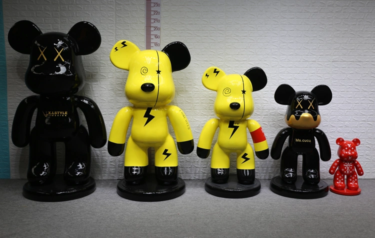【蔚蓝起源】暴力积木熊bearbrick公仔雕塑理发服装店铺